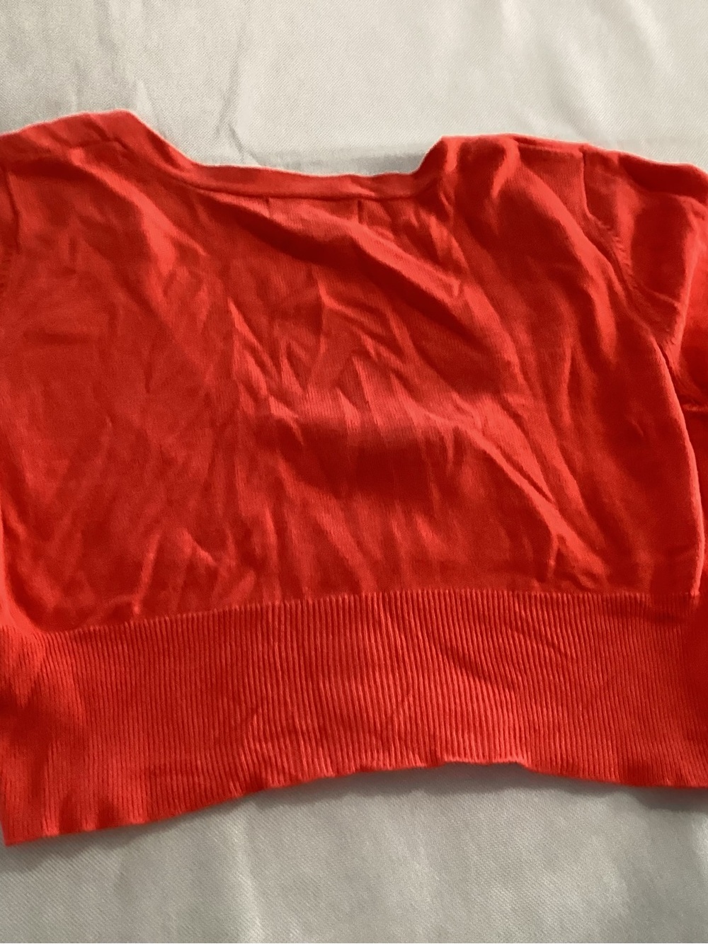 Mossimo Supply Co. Coral Red Cropped V-Neck Button Top size large 6/1 - Picture 3 of 4